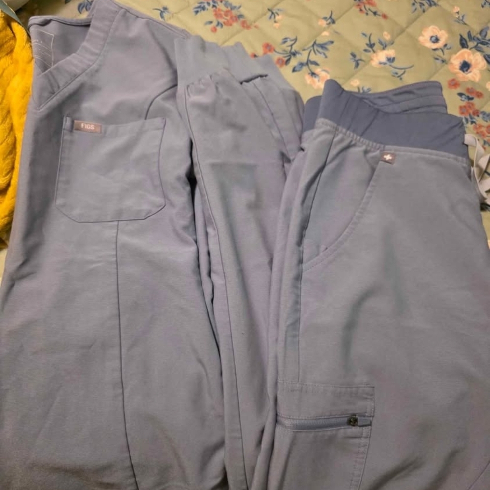 Figs Sky Blue Scrub Set